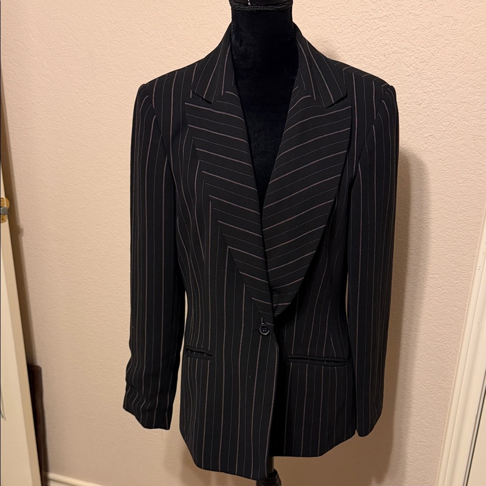 Laura Scott Black Striped Blazer - Picture 2 of 7
